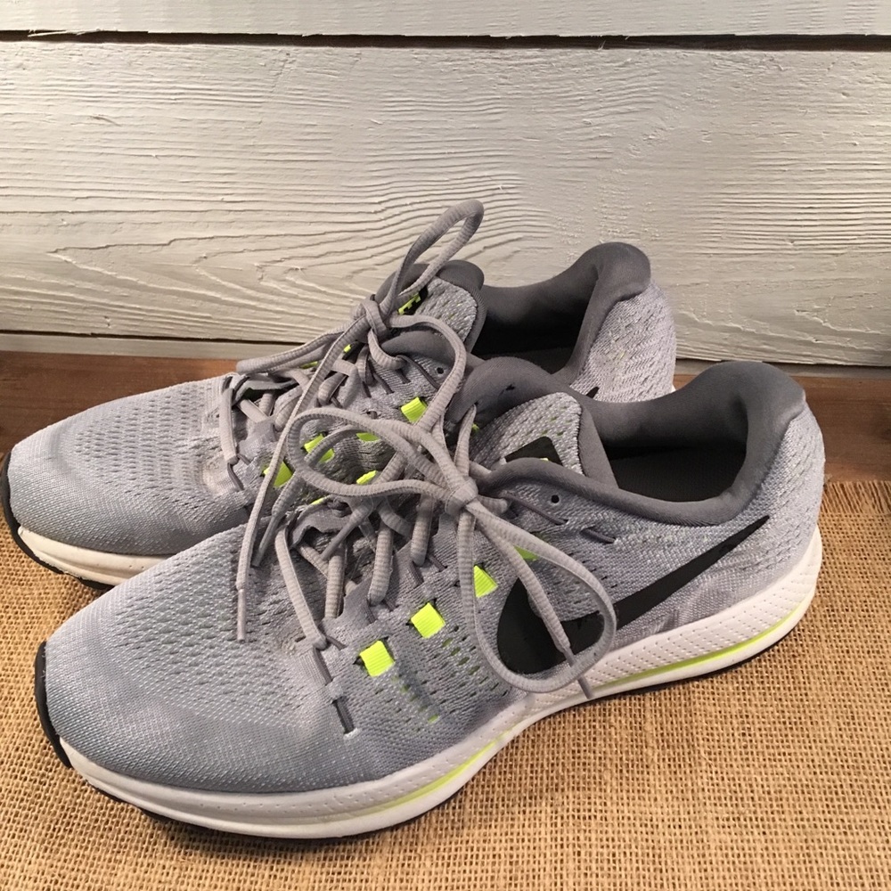 Men’s Nike Zoom Vomeroo shoes Gray size 11